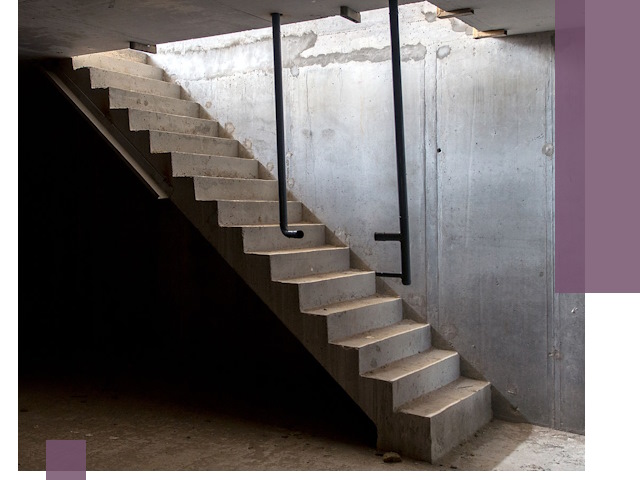 Изготовление и монтаж лестниц в подвале в Гае