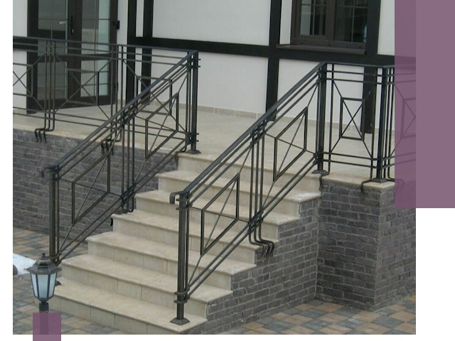 Перила для крыльца в Гае — монтаж, изготовление и установка